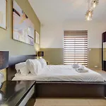 Spacious 3br Penthouse With Roof Terrace Sliema