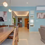 Apartment Spacious 3br Penthouse With Roof Terrace Sliema