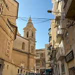 Spacious 3br Penthouse With Roof Terrace Appartement