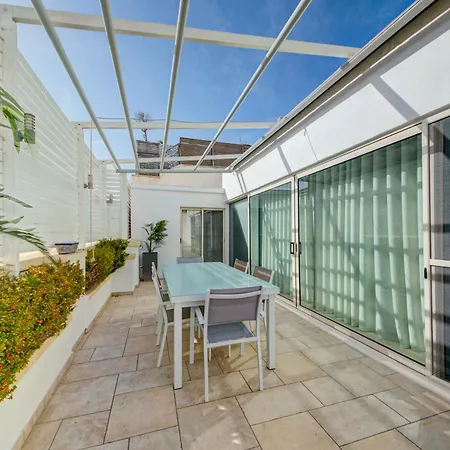 Spacious 3br Penthouse With Roof Terrace Apartament Sliema