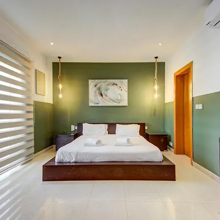 Spacious 3br Penthouse With Roof Terrace 아파트 슬리에마